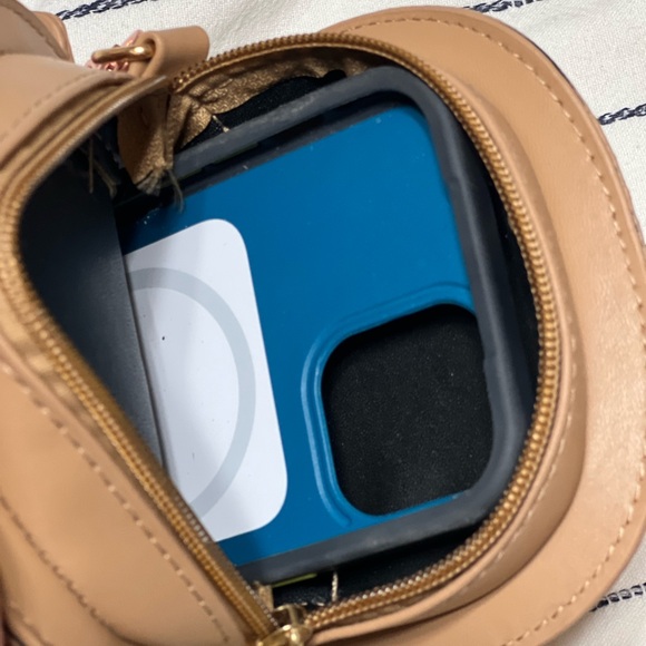 Ginger bread novelty micro purse / fits iPhone 14 Pro Max - Picture 5 of 9